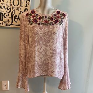 NWT Lulus Embroidered Front Bell sleeve Blouse